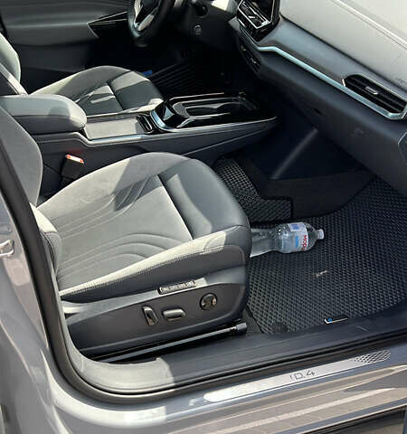 Серый Фольксваген ID.4, объемом двигателя 0 л и пробегом 69 тыс. км за 23500 $, фото 18 на Automoto.ua