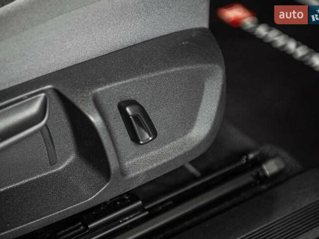 Серый Фольксваген ID.4, объемом двигателя 0 л и пробегом 17 тыс. км за 24900 $, фото 31 на Automoto.ua