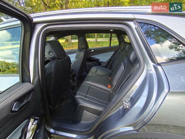 Серый Фольксваген ID.4, объемом двигателя 0 л и пробегом 64 тыс. км за 24000 $, фото 12 на Automoto.ua