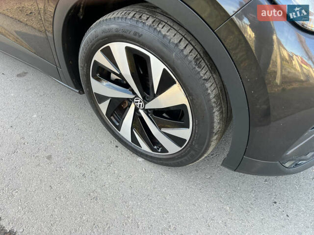 Сірий Фольксваген ID.4, об'ємом двигуна 0 л та пробігом 104 тис. км за 21700 $, фото 7 на Automoto.ua