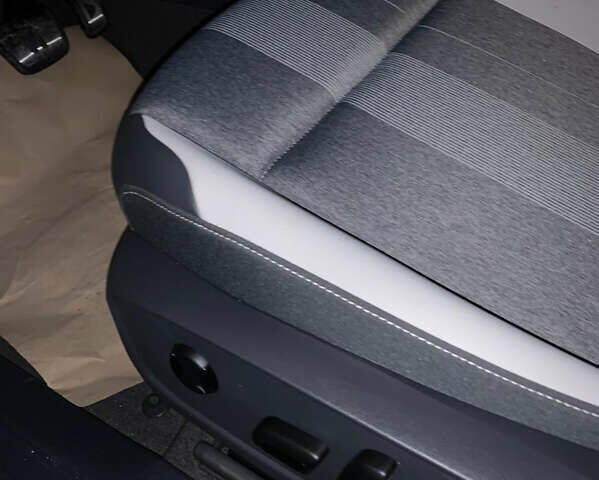 Серый Фольксваген ID.4, объемом двигателя 0 л и пробегом 67 тыс. км за 23500 $, фото 7 на Automoto.ua