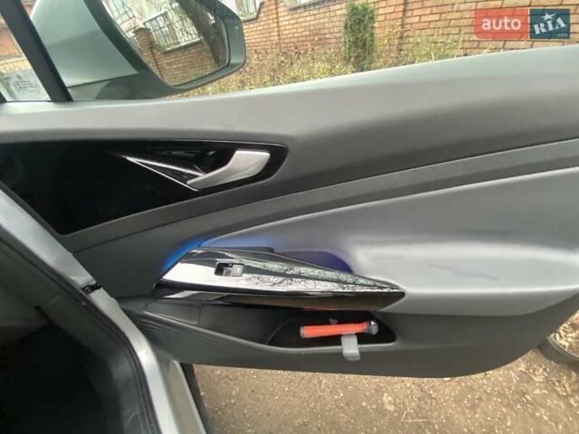 Сірий Фольксваген ID.4, об'ємом двигуна 0 л та пробігом 178 тис. км за 19299 $, фото 32 на Automoto.ua