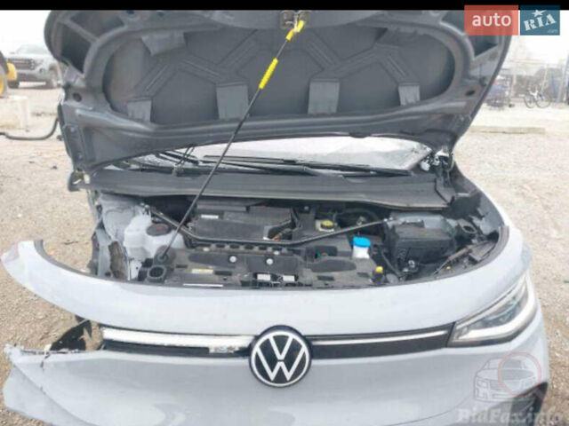 Серый Фольксваген ID.4, объемом двигателя 0 л и пробегом 104 тыс. км за 12700 $, фото 4 на Automoto.ua