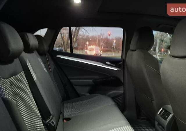 Серый Фольксваген ID.4, объемом двигателя 0 л и пробегом 59 тыс. км за 23400 $, фото 16 на Automoto.ua