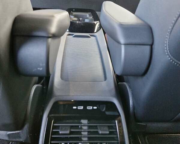 Серый Фольксваген ID.4, объемом двигателя 0 л и пробегом 192 тыс. км за 24500 $, фото 17 на Automoto.ua