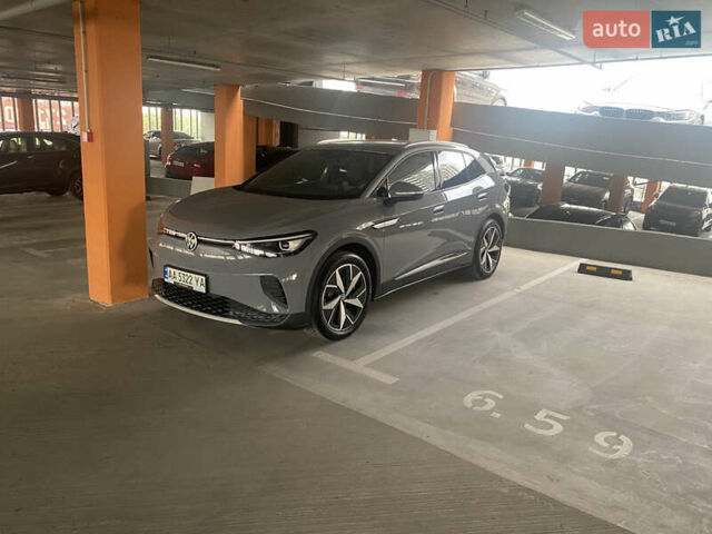 Серый Фольксваген ID.4, объемом двигателя 0 л и пробегом 6 тыс. км за 25200 $, фото 3 на Automoto.ua