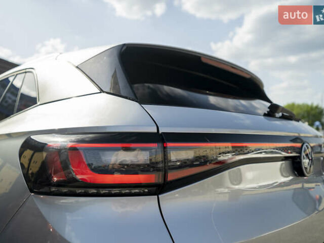 Сірий Фольксваген ID.4, об'ємом двигуна 0 л та пробігом 24 тис. км за 23400 $, фото 11 на Automoto.ua