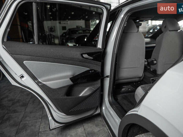 Серый Фольксваген ID.4, объемом двигателя 0 л и пробегом 17 тыс. км за 24900 $, фото 23 на Automoto.ua