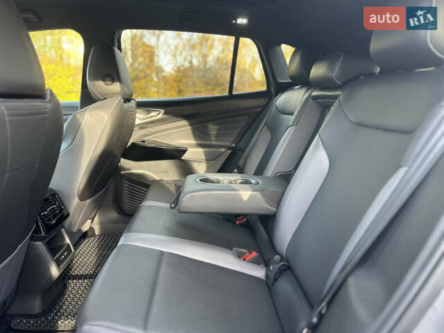 Серый Фольксваген ID.4, объемом двигателя 0 л и пробегом 80 тыс. км за 22500 $, фото 33 на Automoto.ua