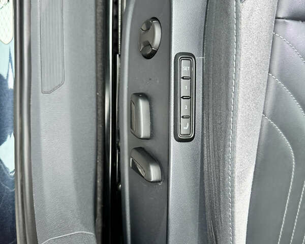 Серый Фольксваген ID.4, объемом двигателя 0 л и пробегом 63 тыс. км за 24500 $, фото 13 на Automoto.ua