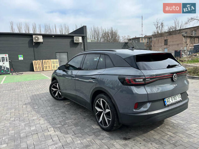 Серый Фольксваген ID.4, объемом двигателя 0 л и пробегом 75 тыс. км за 22500 $, фото 3 на Automoto.ua