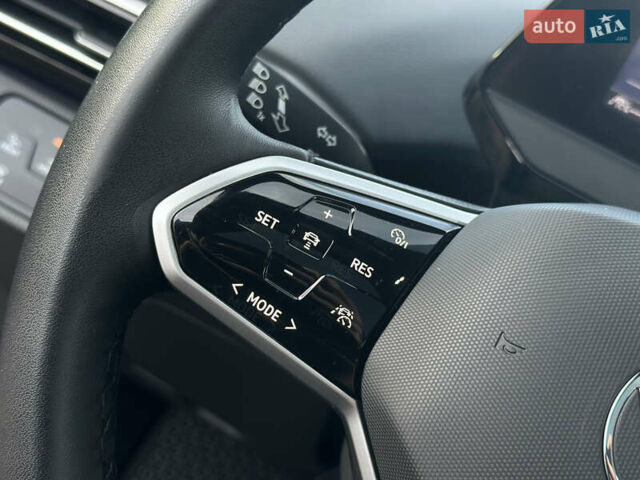 Серый Фольксваген ID.4, объемом двигателя 0 л и пробегом 80 тыс. км за 22500 $, фото 26 на Automoto.ua