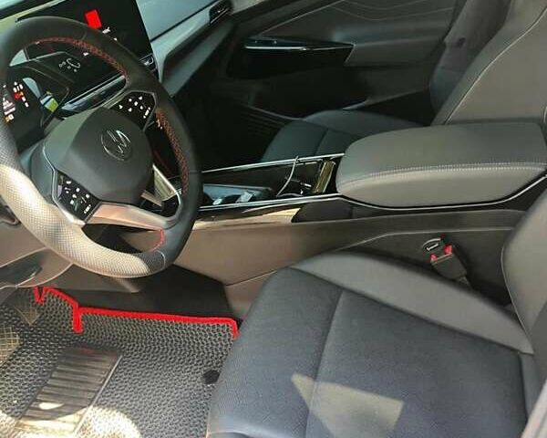 Серый Фольксваген ID.4, объемом двигателя 0 л и пробегом 70 тыс. км за 25500 $, фото 8 на Automoto.ua