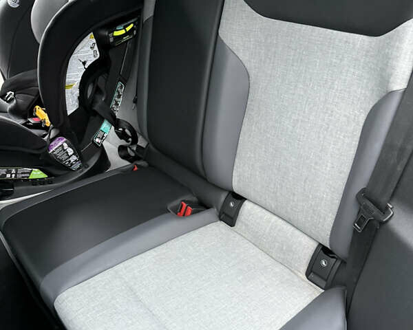 Сірий Фольксваген ID.4, об'ємом двигуна 0 л та пробігом 28 тис. км за 22300 $, фото 30 на Automoto.ua