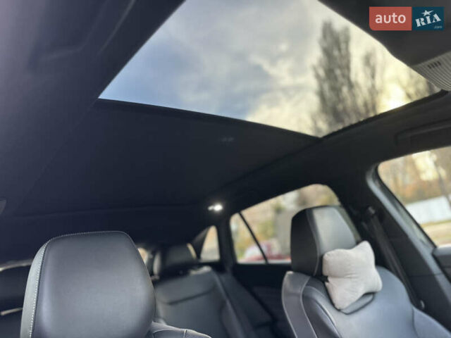 Серый Фольксваген ID.4, объемом двигателя 0 л и пробегом 80 тыс. км за 22500 $, фото 47 на Automoto.ua