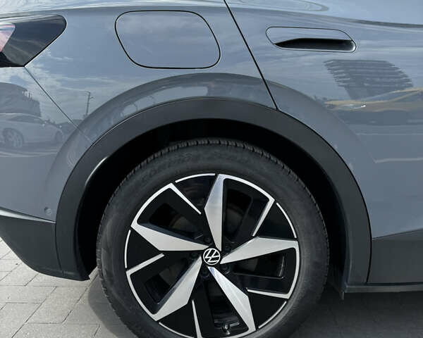 Сірий Фольксваген ID.4, об'ємом двигуна 0 л та пробігом 31 тис. км за 25000 $, фото 15 на Automoto.ua