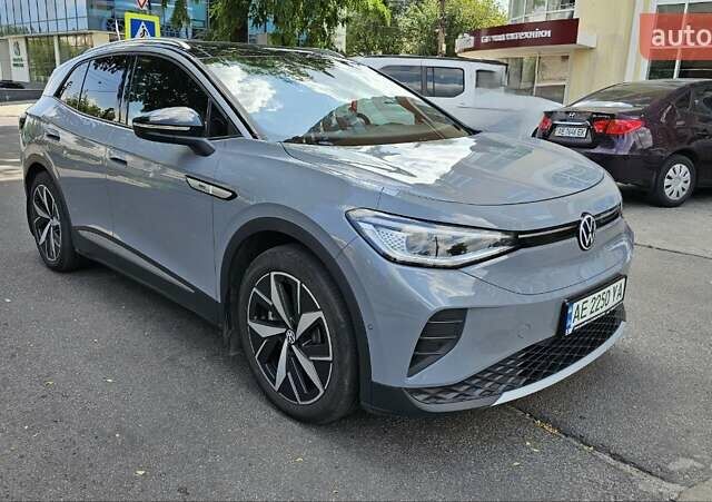 Серый Фольксваген ID.4, объемом двигателя 0 л и пробегом 20 тыс. км за 27500 $, фото 2 на Automoto.ua