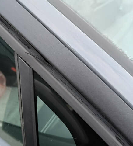 Сірий Фольксваген ID.4, об'ємом двигуна 0 л та пробігом 28 тис. км за 22300 $, фото 22 на Automoto.ua