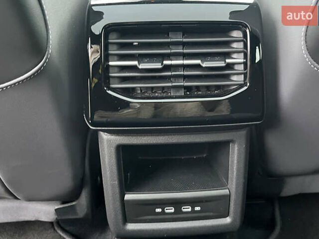 Серый Фольксваген ID.4, объемом двигателя 0 л и пробегом 7 тыс. км за 27400 $, фото 15 на Automoto.ua