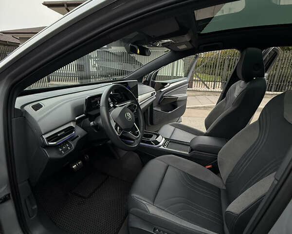 Сірий Фольксваген ID.4, об'ємом двигуна 0 л та пробігом 38 тис. км за 25300 $, фото 12 на Automoto.ua