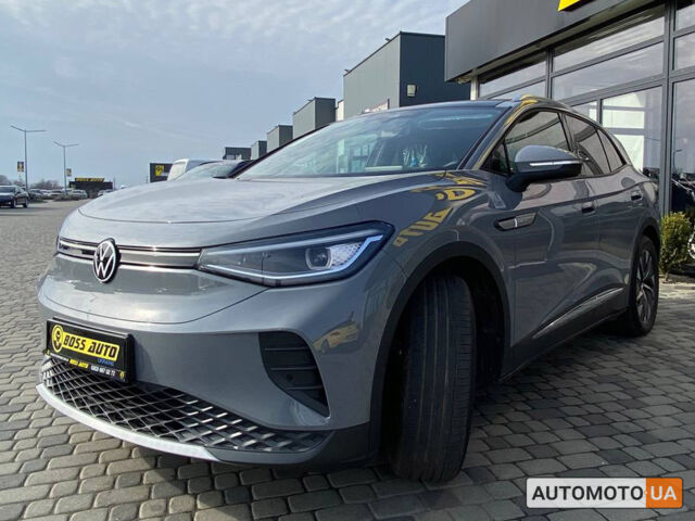 Серый Фольксваген ID.4, объемом двигателя 85 л и пробегом 30 тыс. км за 26999 $, фото 2 на Automoto.ua
