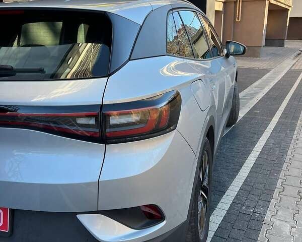 Серый Фольксваген ID.4, объемом двигателя 0 л и пробегом 37 тыс. км за 26200 $, фото 3 на Automoto.ua