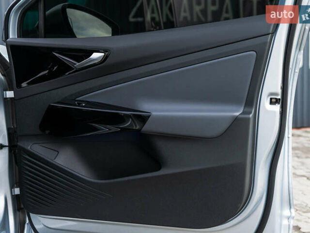 Серый Фольксваген ID.4, объемом двигателя 0 л и пробегом 1 тыс. км за 35500 $, фото 30 на Automoto.ua