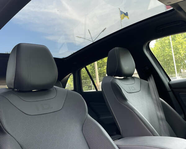 Серый Фольксваген ID.4, объемом двигателя 0 л и пробегом 13 тыс. км за 29000 $, фото 32 на Automoto.ua