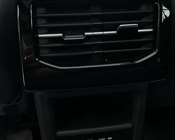 Серый Фольксваген ID.4, объемом двигателя 0 л и пробегом 13 тыс. км за 29000 $, фото 27 на Automoto.ua