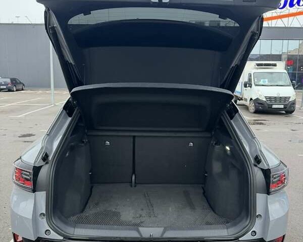 Сірий Фольксваген ID.4, об'ємом двигуна 0 л та пробігом 72 тис. км за 25500 $, фото 7 на Automoto.ua