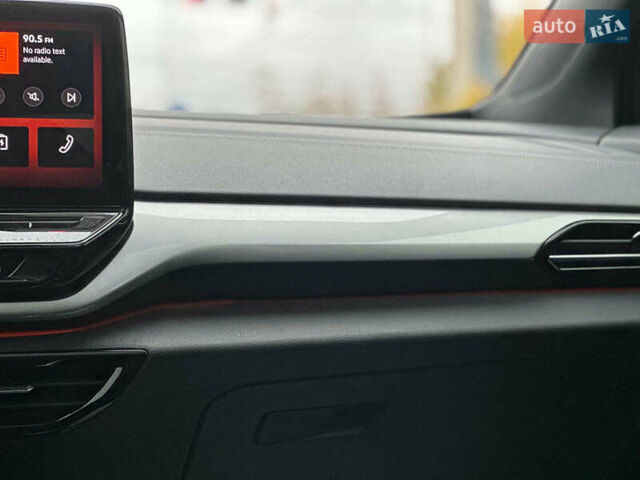 Серый Фольксваген ID.4, объемом двигателя 0 л и пробегом 3 тыс. км за 29990 $, фото 28 на Automoto.ua