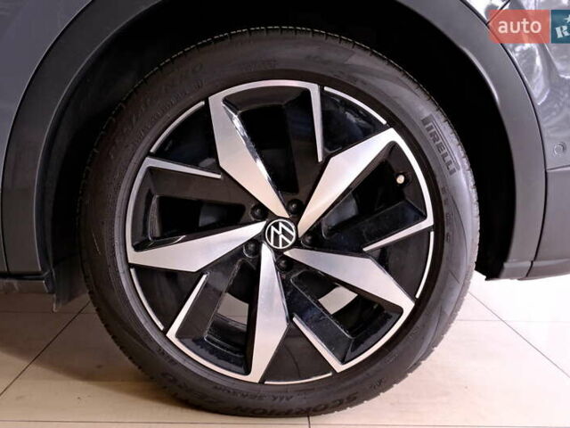 Серый Фольксваген ID.4, объемом двигателя 0 л и пробегом 13 тыс. км за 29900 $, фото 43 на Automoto.ua