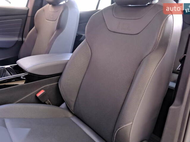 Серый Фольксваген ID.4, объемом двигателя 0 л и пробегом 13 тыс. км за 29900 $, фото 27 на Automoto.ua