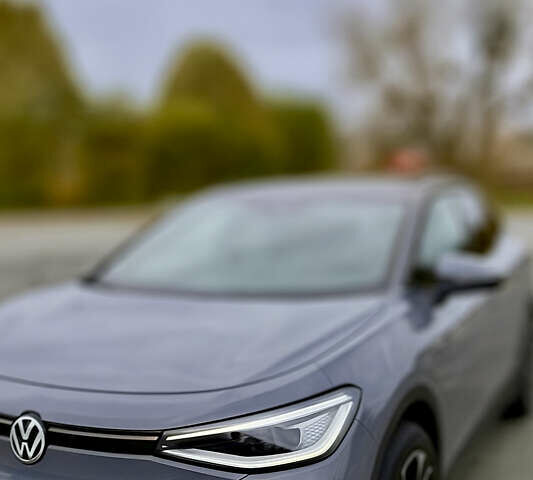 Серый Фольксваген ID.4, объемом двигателя 0 л и пробегом 14 тыс. км за 25000 $, фото 3 на Automoto.ua