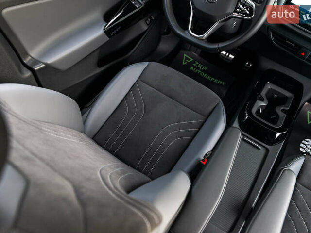 Серый Фольксваген ID.4, объемом двигателя 0 л и пробегом 1 тыс. км за 35500 $, фото 32 на Automoto.ua