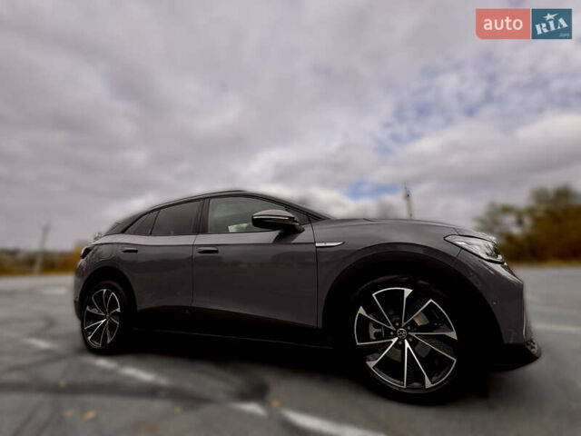 Серый Фольксваген ID.4, объемом двигателя 0 л и пробегом 14 тыс. км за 25000 $, фото 5 на Automoto.ua