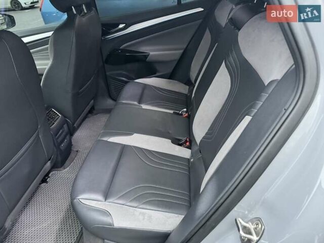 Сірий Фольксваген ID.4, об'ємом двигуна 0 л та пробігом 72 тис. км за 25500 $, фото 10 на Automoto.ua