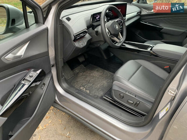 Сірий Фольксваген ID.4, об'ємом двигуна 0 л та пробігом 17 тис. км за 25300 $, фото 9 на Automoto.ua