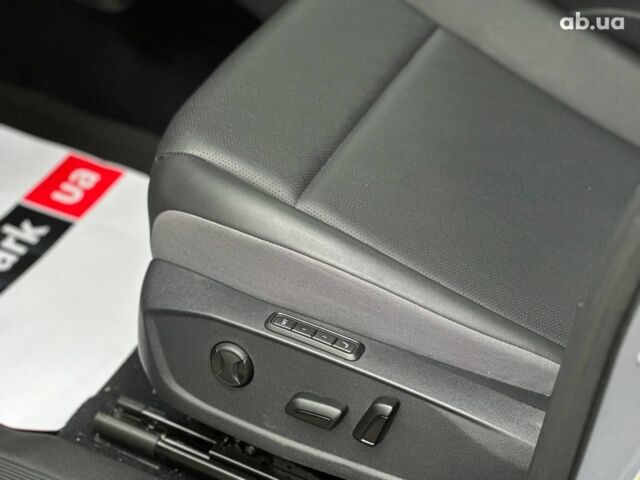 Серый Фольксваген ID.4, объемом двигателя 0 л и пробегом 3 тыс. км за 29990 $, фото 32 на Automoto.ua