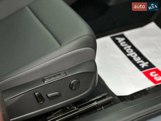 Серый Фольксваген ID.4, объемом двигателя 0 л и пробегом 3 тыс. км за 29990 $, фото 29 на Automoto.ua