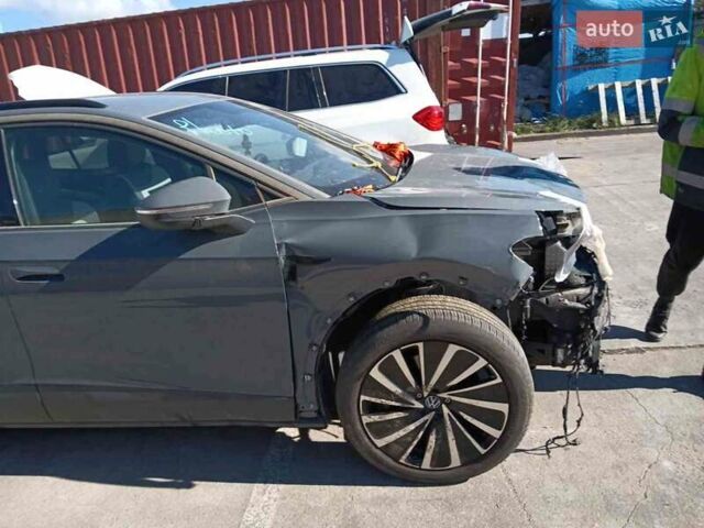 Сірий Фольксваген ID.4, об'ємом двигуна 0 л та пробігом 32 тис. км за 27200 $, фото 8 на Automoto.ua