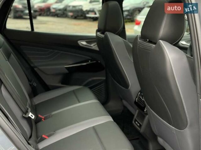 Серый Фольксваген ID.4, объемом двигателя 0 л и пробегом 3 тыс. км за 29990 $, фото 21 на Automoto.ua