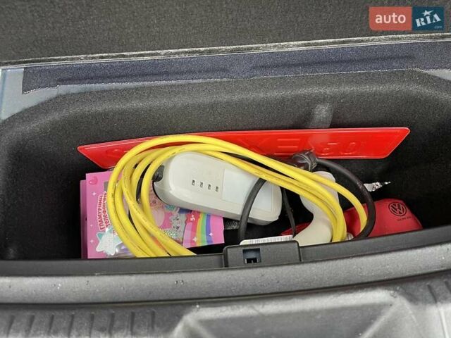 Синій Фольксваген ID.4, об'ємом двигуна 0 л та пробігом 101 тис. км за 22800 $, фото 74 на Automoto.ua