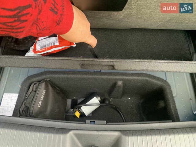 Синий Фольксваген ID.4, объемом двигателя 0 л и пробегом 37 тыс. км за 24000 $, фото 35 на Automoto.ua