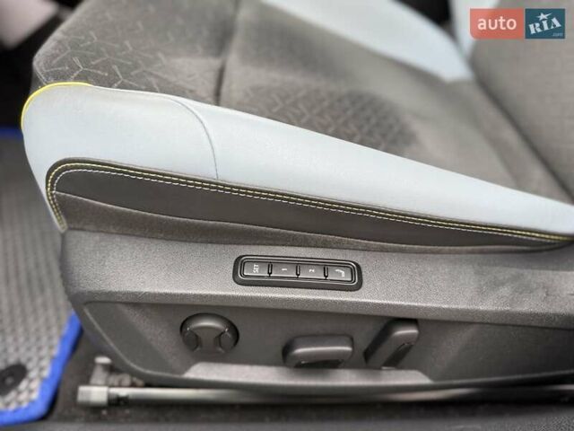 Синій Фольксваген ID.4, об'ємом двигуна 0 л та пробігом 41 тис. км за 23800 $, фото 14 на Automoto.ua