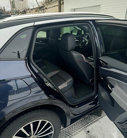 Синій Фольксваген ID.4, об'ємом двигуна 0 л та пробігом 23 тис. км за 40200 $, фото 5 на Automoto.ua