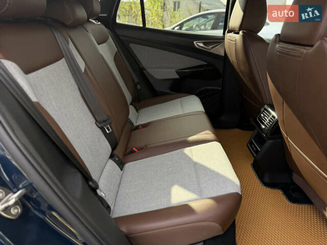 Синий Фольксваген ID.4, объемом двигателя 0 л и пробегом 5 тыс. км за 22499 $, фото 98 на Automoto.ua