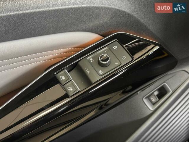 Синий Фольксваген ID.4, объемом двигателя 0 л и пробегом 1 тыс. км за 28500 $, фото 18 на Automoto.ua