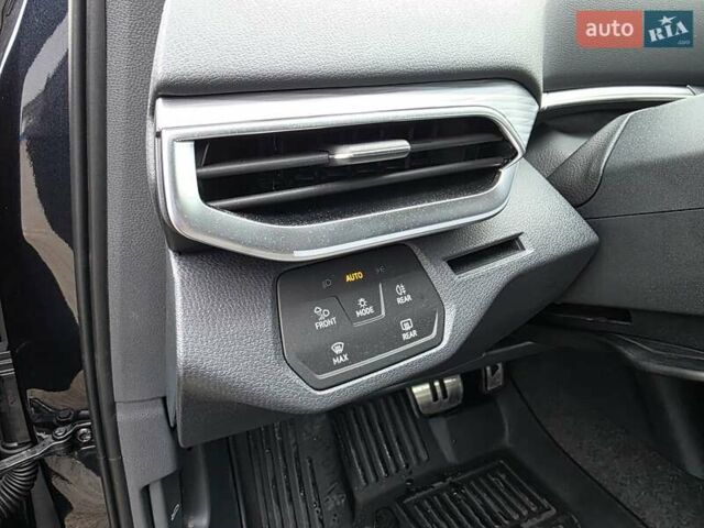 Синий Фольксваген ID.4, объемом двигателя 0 л и пробегом 9 тыс. км за 22890 $, фото 17 на Automoto.ua