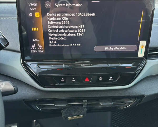 Зелений Фольксваген ID.4, об'ємом двигуна 0 л та пробігом 88 тис. км за 26800 $, фото 11 на Automoto.ua